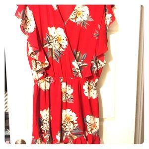 NWOT Floral romper